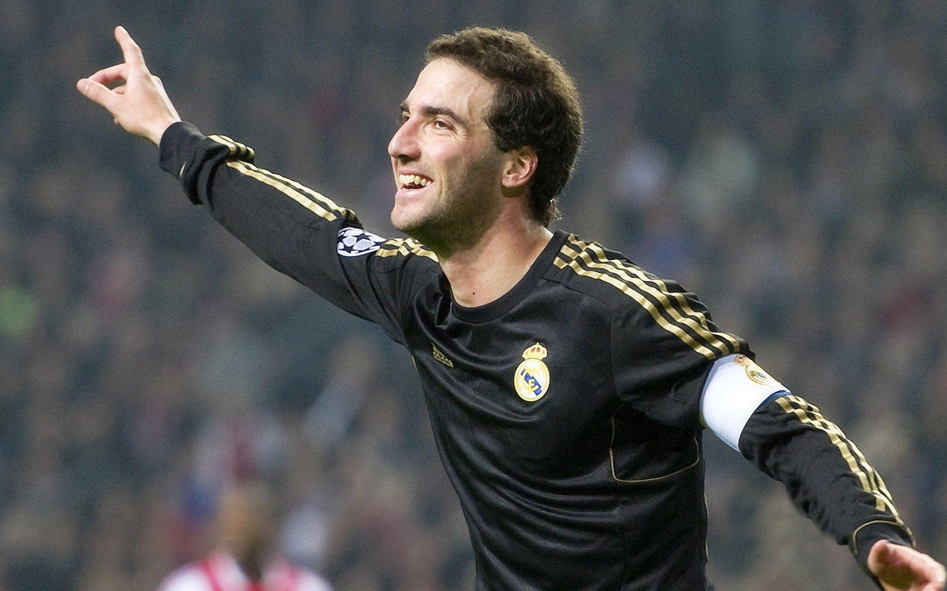 纽约核心兰德尔发声,芬奇教练强调团队稳定,暂无交易或教练变动计划